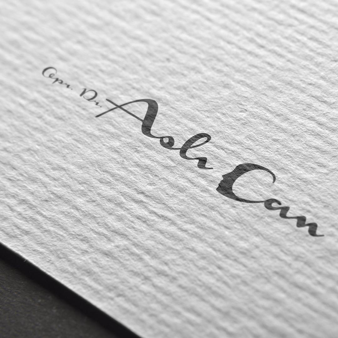 Aslı Can is one of the most talented aestheticians around. We tried to reflect her sense of beauty and aesthetics with this signature-like logo design.